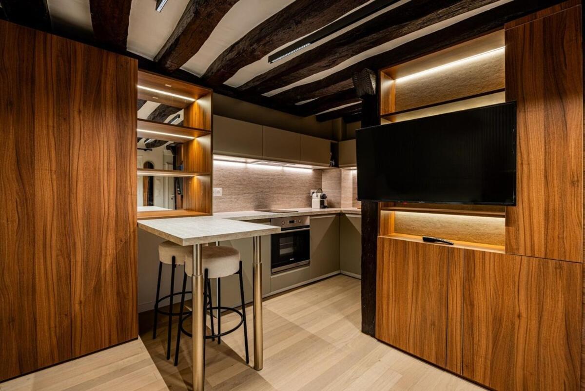 2pers # Ile St Louis # Bord De Seine Appartamento Parigi